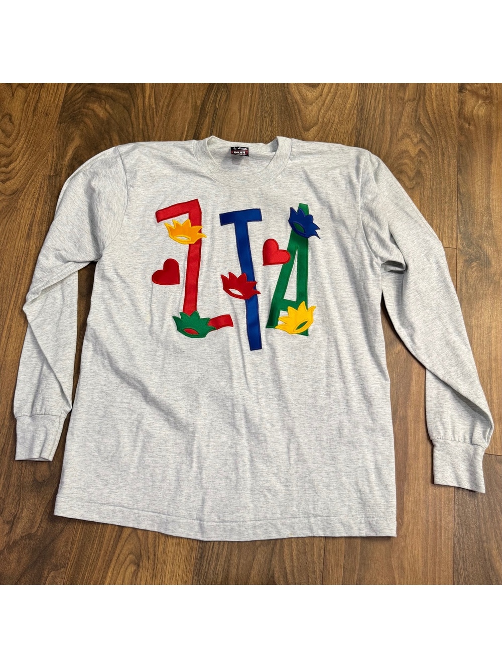 Vintage Zeta Tau Alpha Long Sleeve Shirt Adult Large Gray Applique USA Made 90s